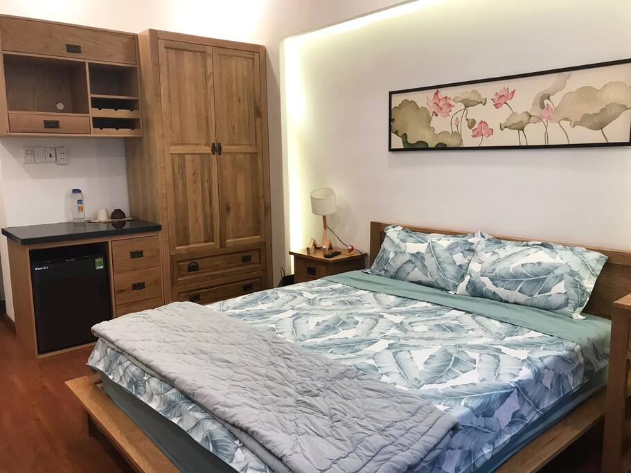 Fridge, wardrobe, plenty of storage space