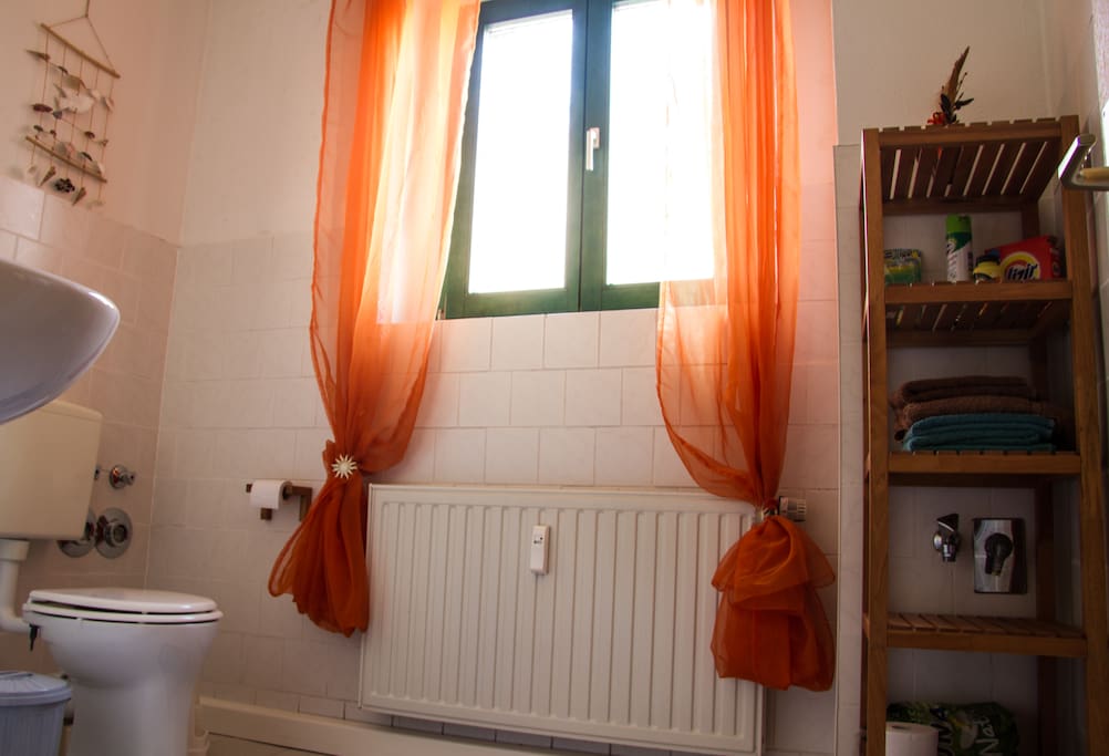 Dusche und WC