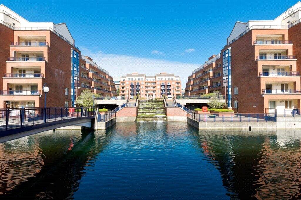 From Luas small access bridge