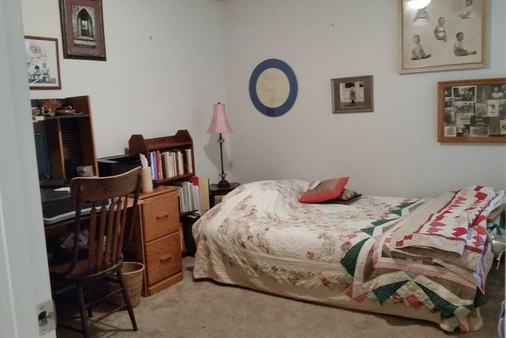Guest Room - Comfortable, Pleasing