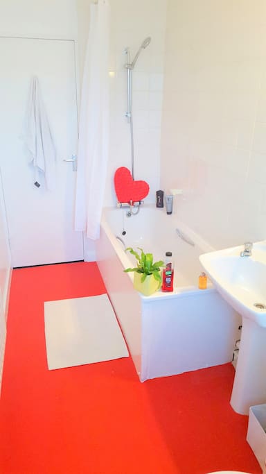 Beautiful lovely modern bathroom