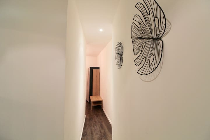SCHINDLER RENTALS managed Airbnb listing 1