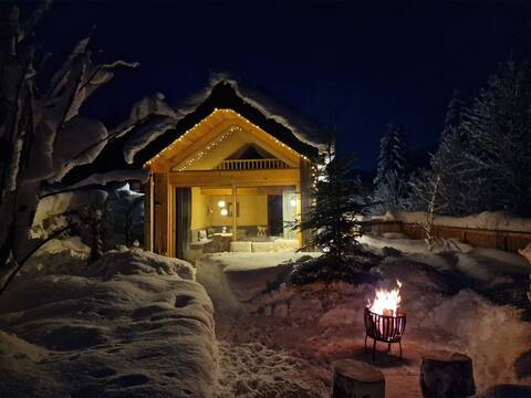 Escape. Nature house. tiny house.