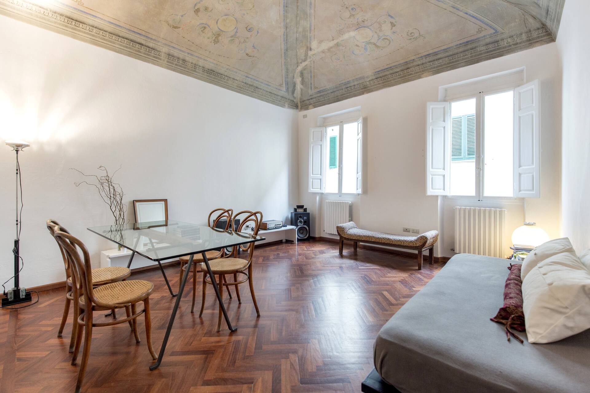 Nice flat in the old town center