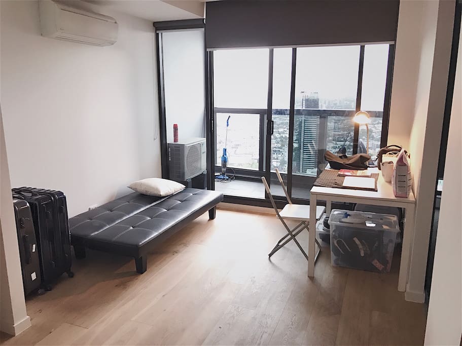 Living room with table and chairs