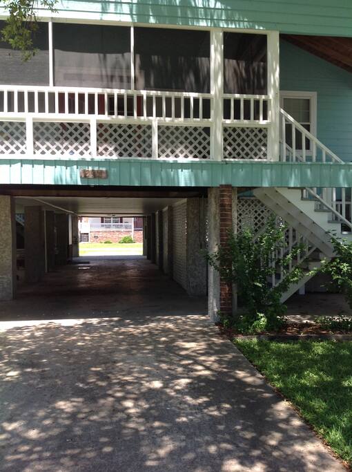 dogwood side entrance