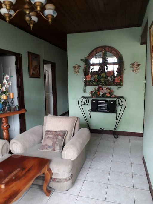 Sala cómoda y agradable para tu estancia placentera