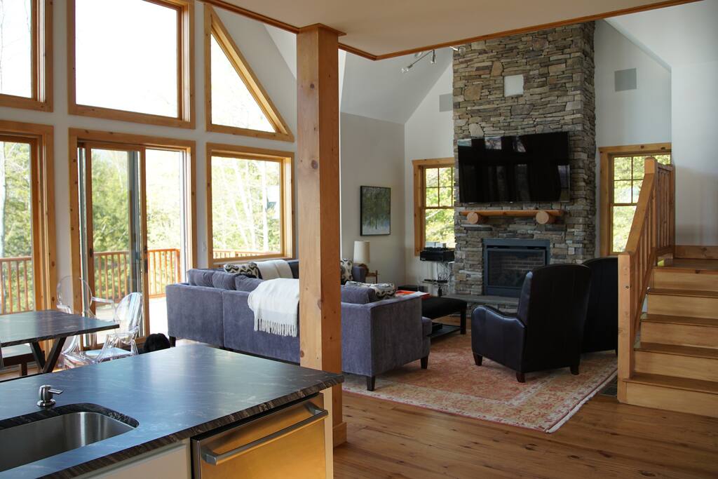 Huge open floor plan - Living room, dining room, eat in kitchen everyone is together always.