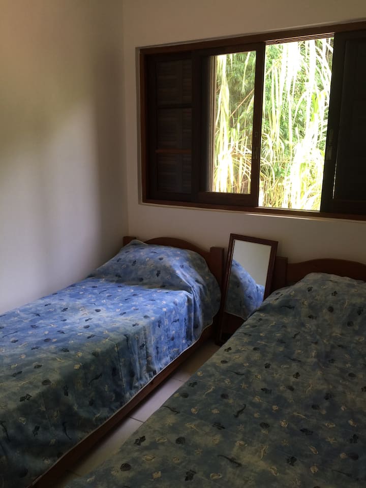 Dhomë gjumi 2