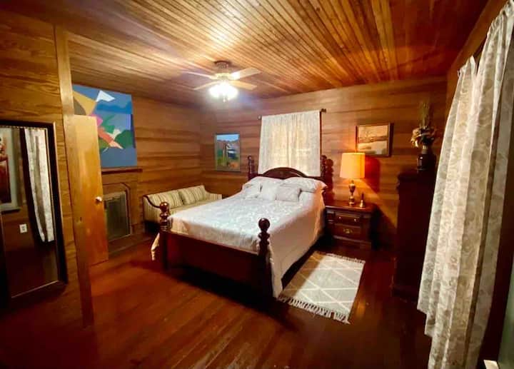 Master Bedroom with 1/2 bath