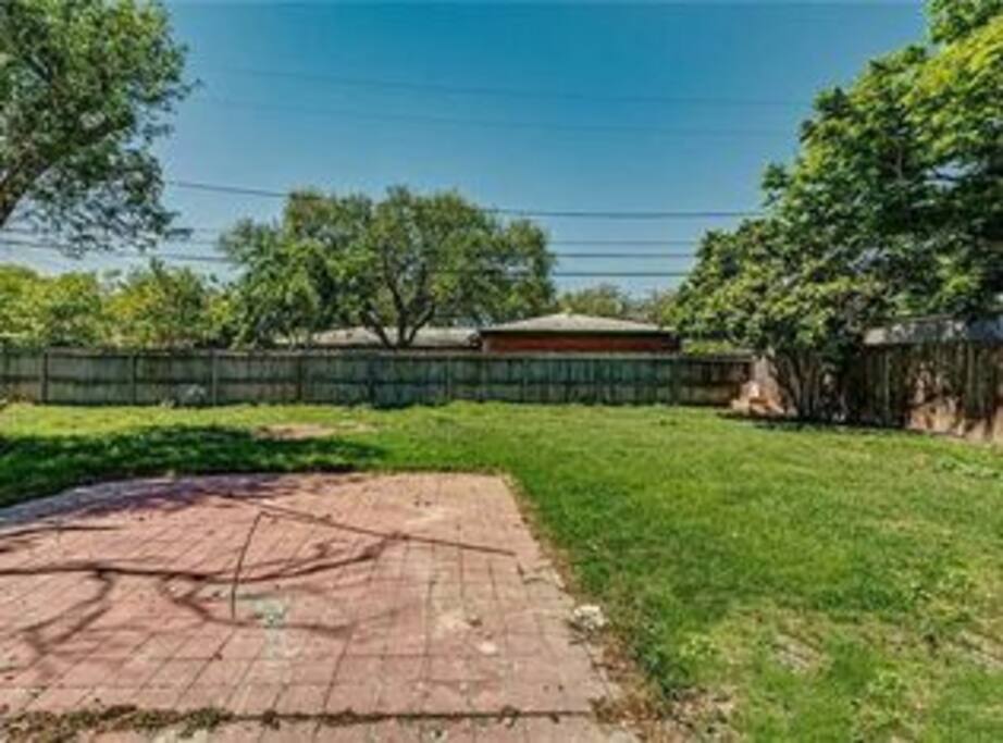 Large fenced in back yard