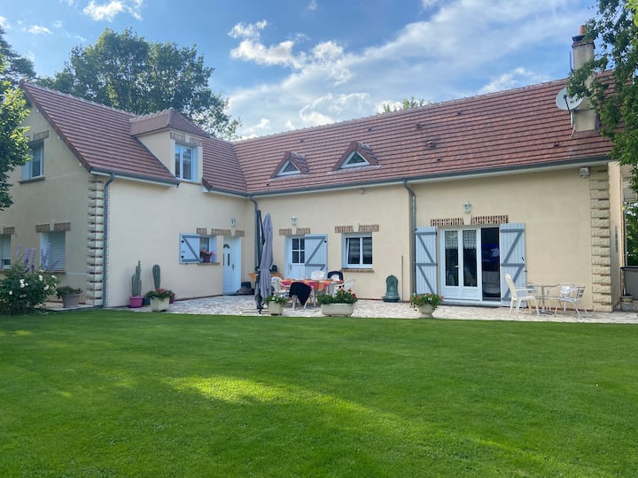 BeauchampssurHuillard Ενοικιαζόμενα για Διακοπές και Καταλύματα