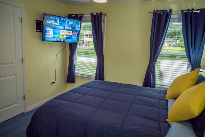 Master Bedroom with own entrance to private bathroom within the bedroom.