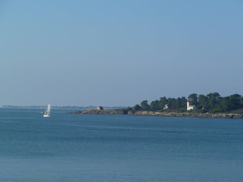 Annonce Airbnb populaire: Cozy studio with sea view à Bénodet