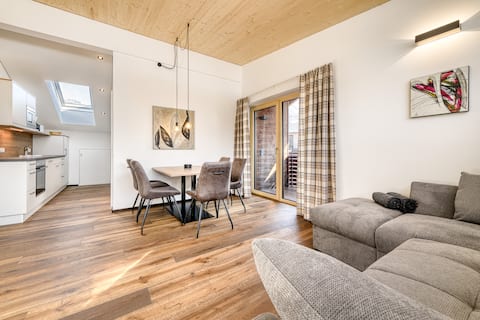 Alpenblick Apartments - 3-room attic floor