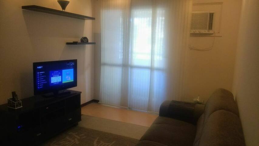 Best Location in Rio (500 m to Barra Beach) gallery image 2