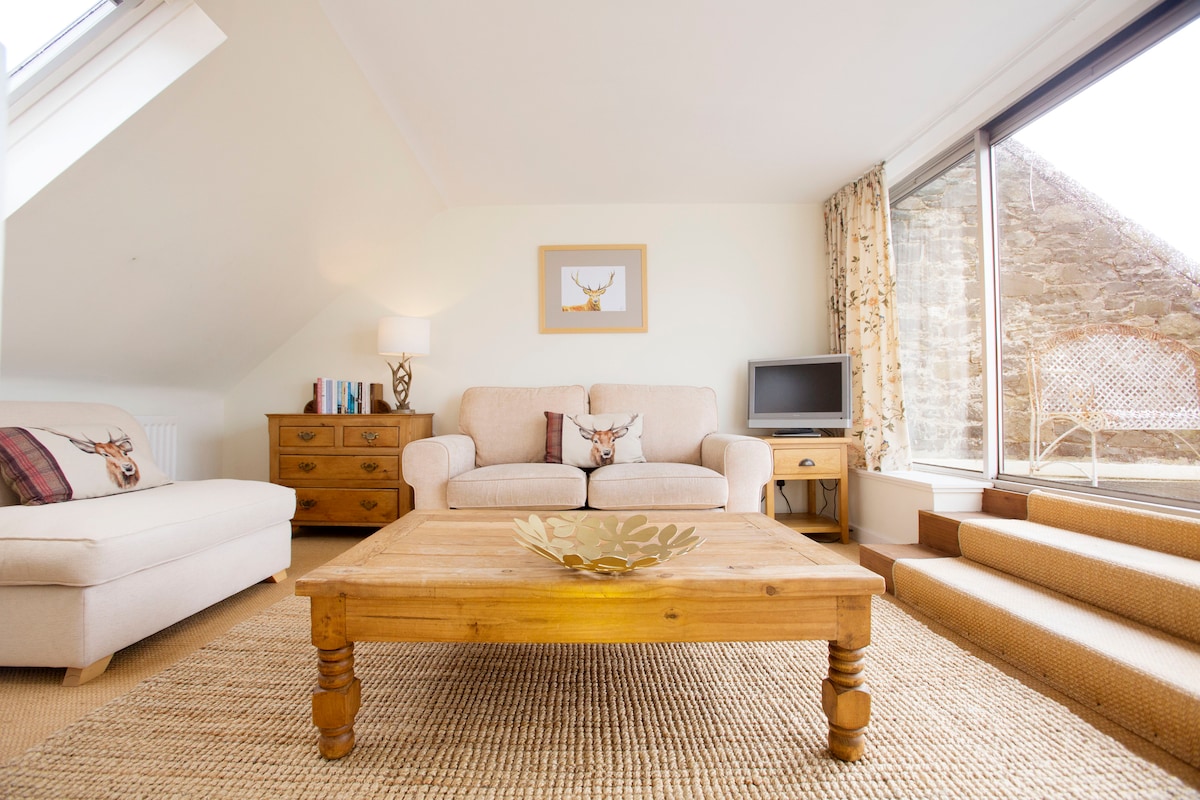 the trail house glentress