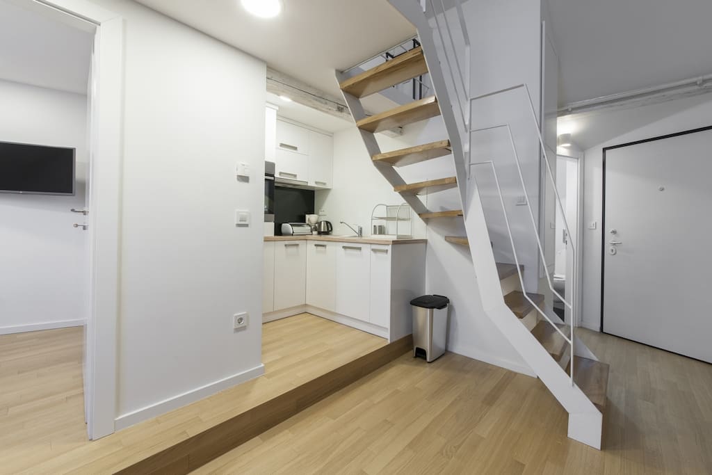 The staircase to the upper leisure corner.