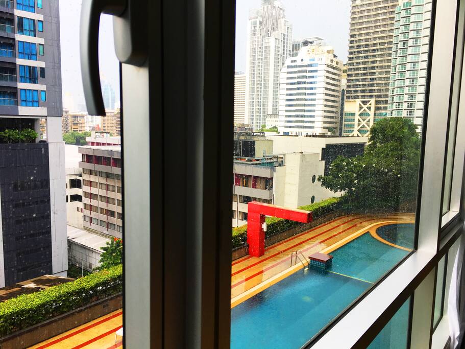 High nice pool view
