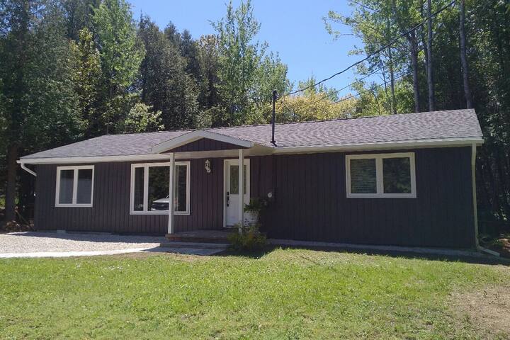 Airbnb Tobermory Vacation Rentals Places To Stay Ontario