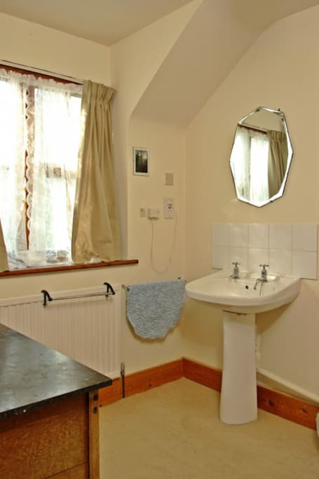 upstairs bathroom