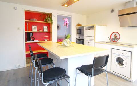 2-room apartment, a green area close to the city