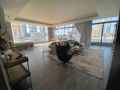 Spacious 1-Bedroom loft with stunning view