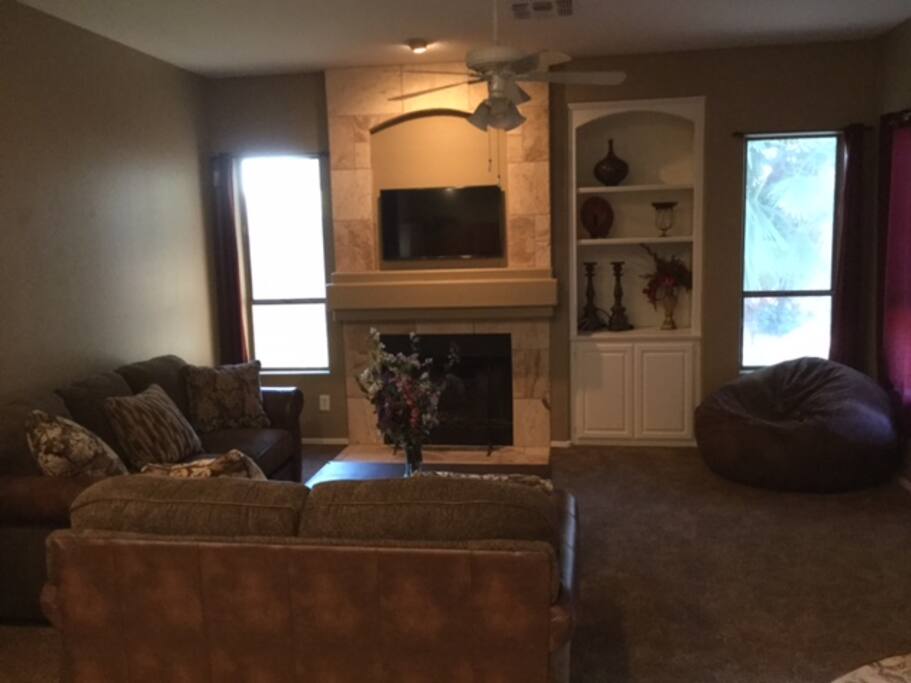 Relaxing family room
