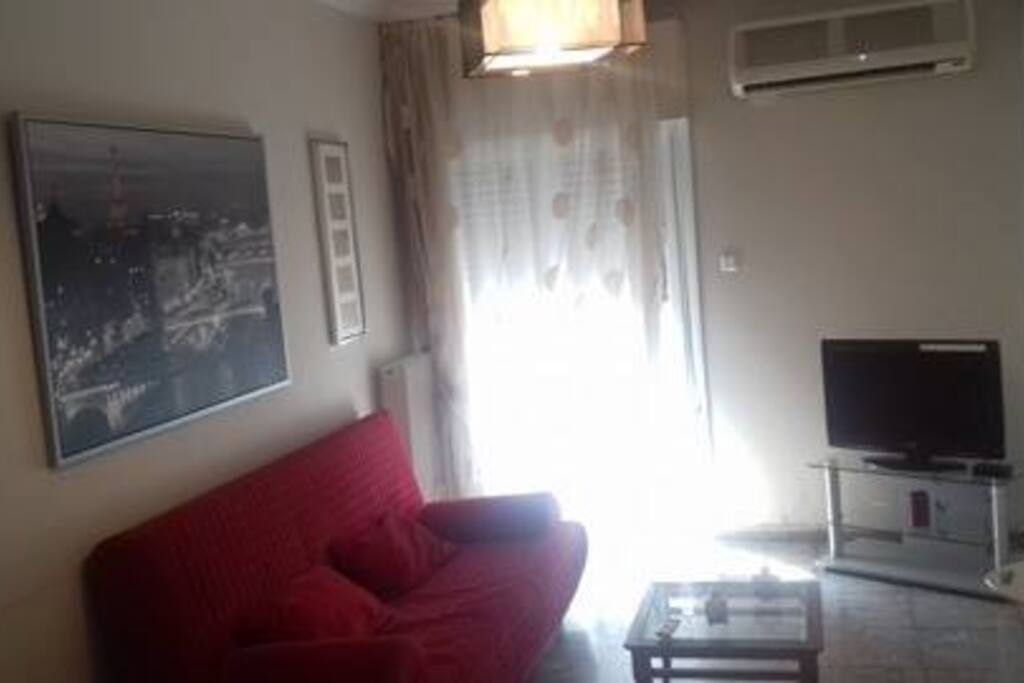 LIVINGROOM