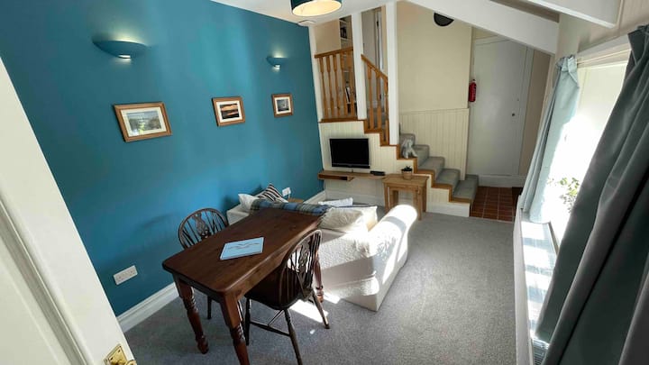 Blagovaonica i stepenice do spavaće sobe