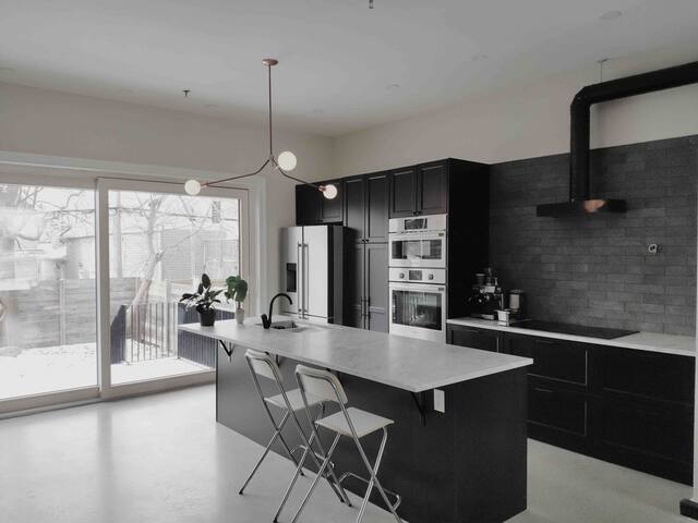 The Craftsman’s Home gallery image 5