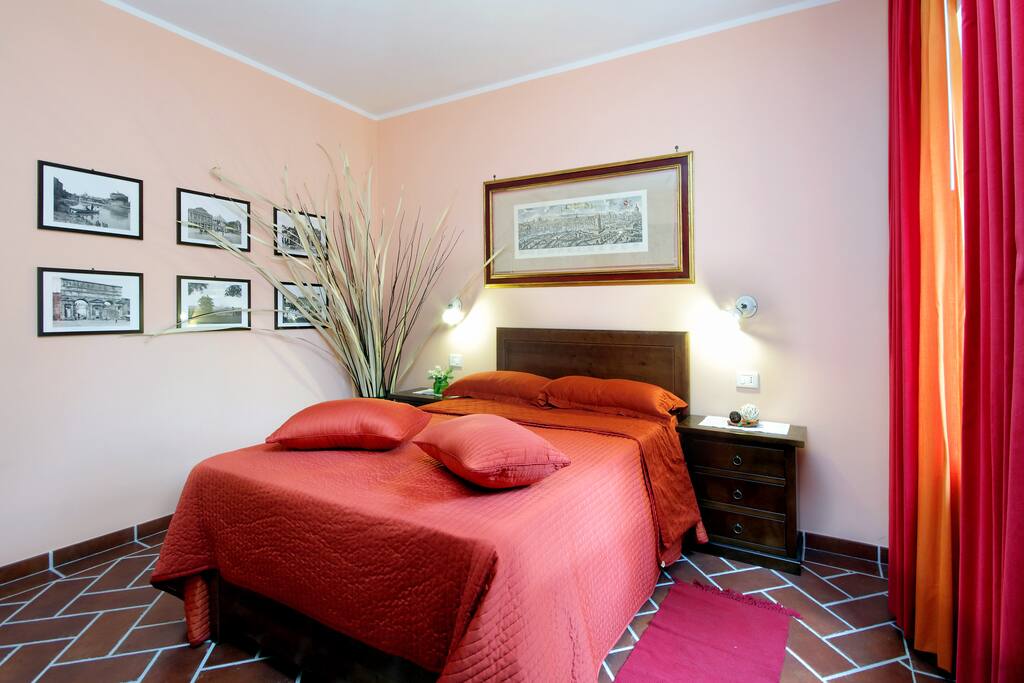 Monicelli Deluxe Room