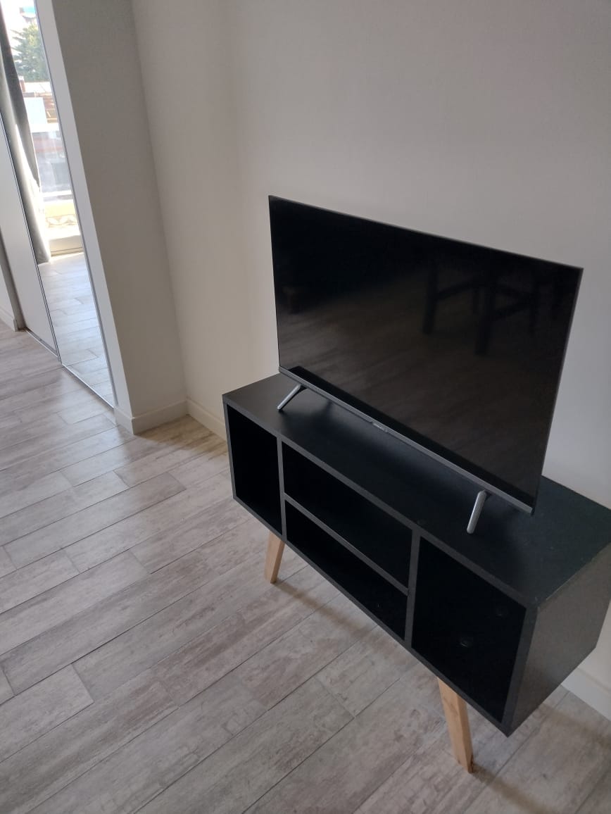 Monoambiente con balcón y terraza en Almagro