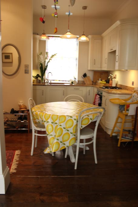 Newly fitted Kitchen-dinner