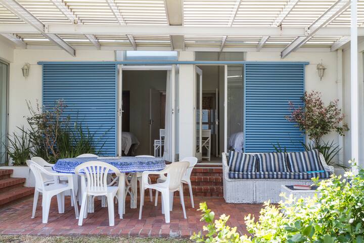 THE MARINA – 12 Cable Close gallery image 4