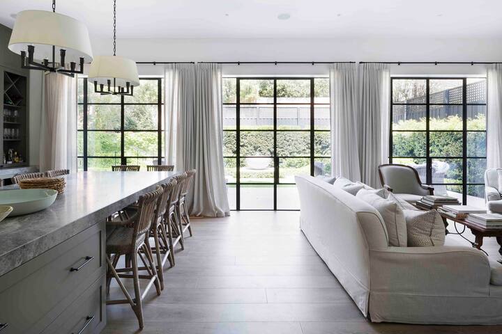 Lux Toorak Family home with pool & designer garden gallery image 2