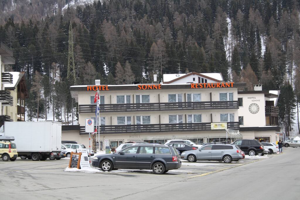 Hotel Sonne
wo die Reception befindet