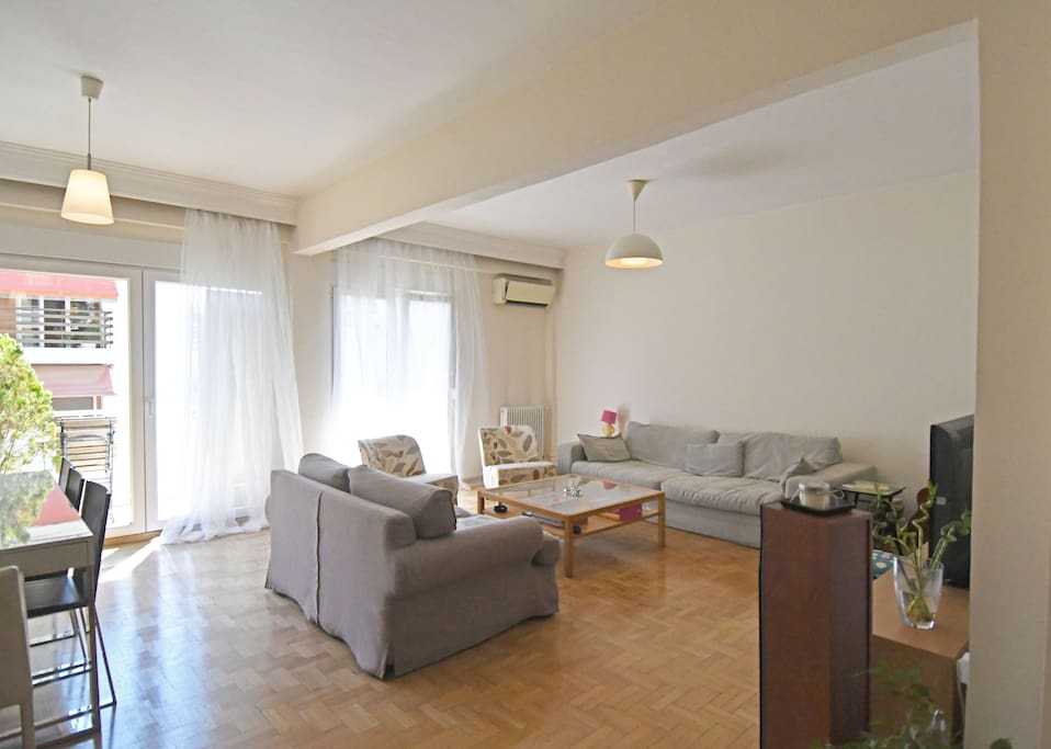 Living & Dining