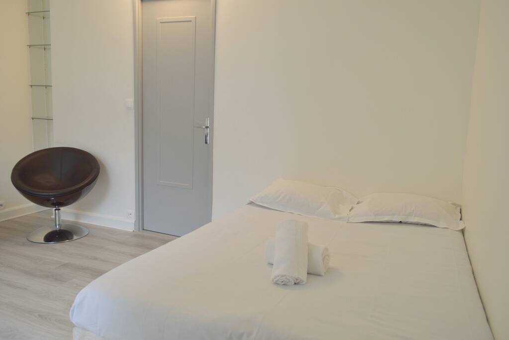 Double bed & comfy chair