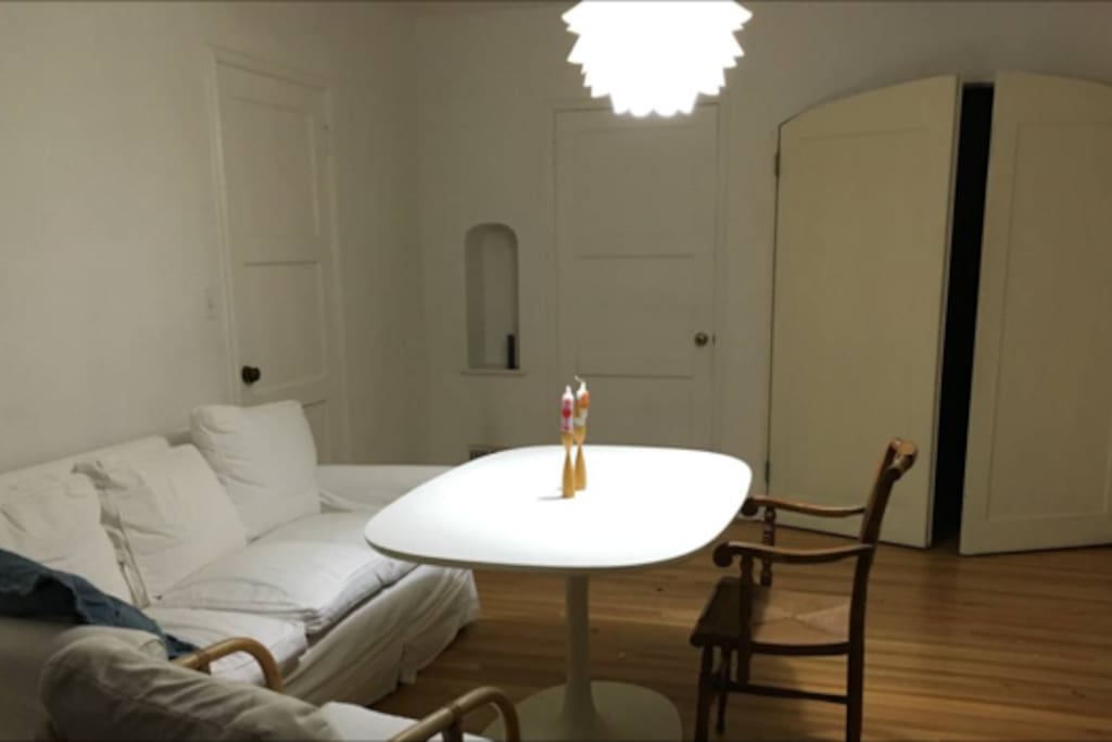 Your host loves mixing modern elements with traditional.