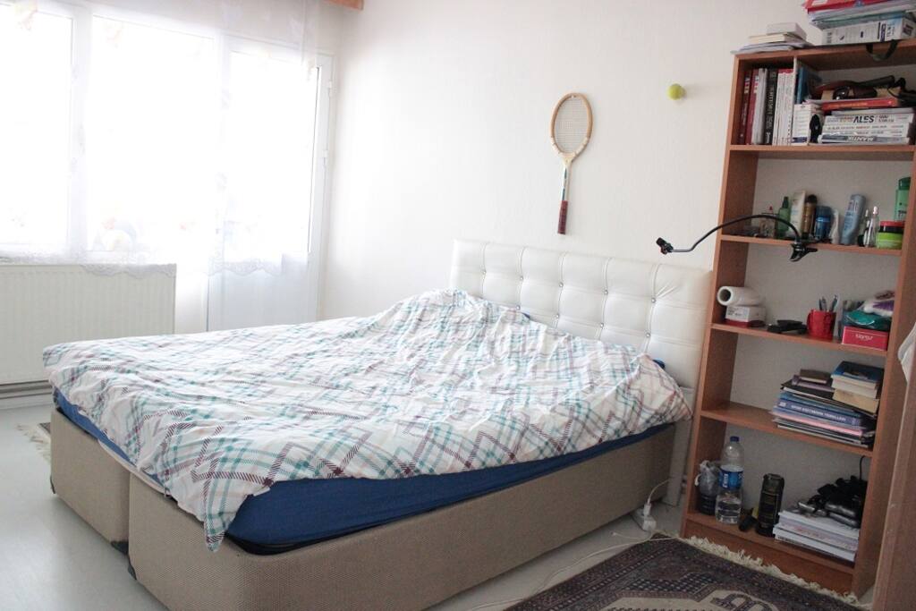 room for rent (kiralık oda)