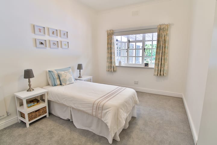 Трета спална соба