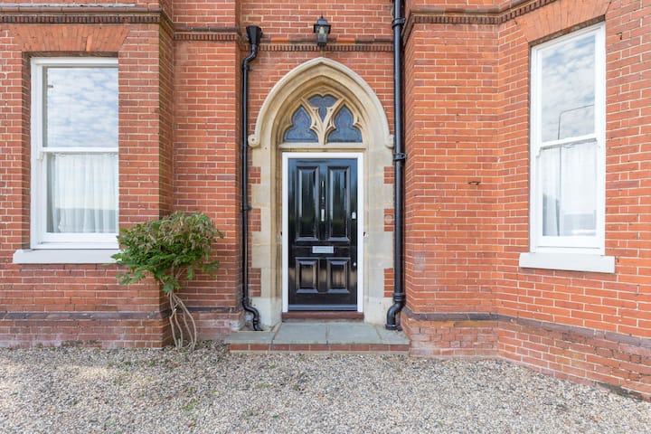 1 The Gables Apartments For Rent In Kent England United Kingdom