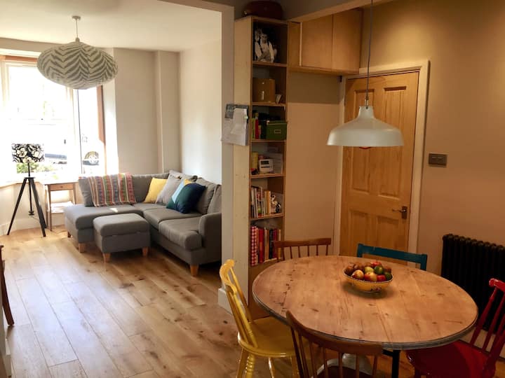 Centrally Located Brighton House - ロッティングディーン
