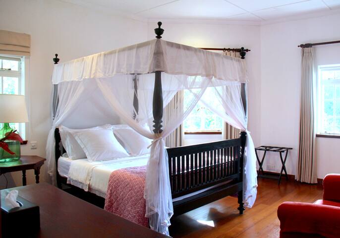 The Fantail Room