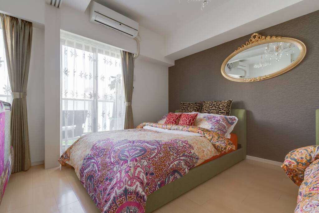 舒适是首要追求!豪华是我们的定位!美观是共享之品味!
I try my best to provide the comfortable, luxury stay for my guests!