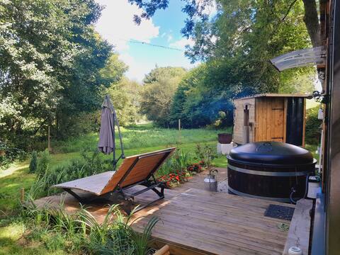 Tiny house with Nordic Bath in nature