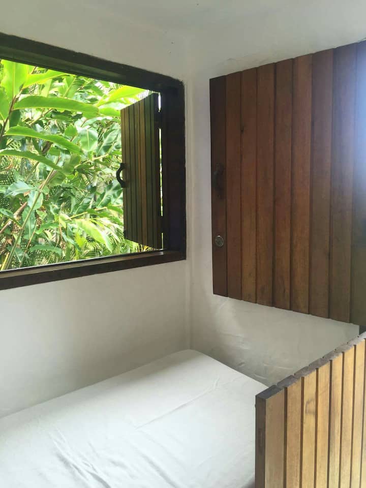 detail untere Suite 2 mit zwei Einzelbetten