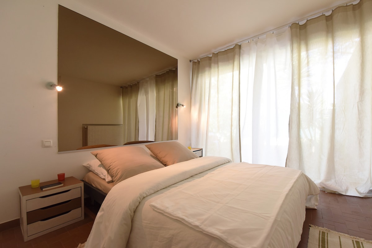 Მშვიდი, ძენის ოთახი   