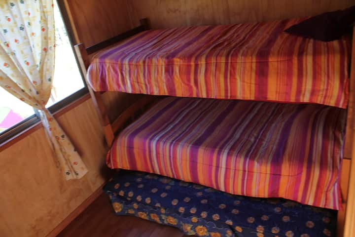 Pieza Litera + cama individual